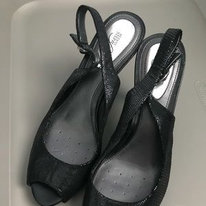 Black peep toe heels